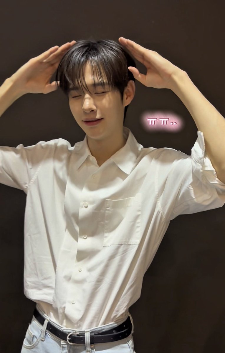 ㅠㅠ.. tweet media