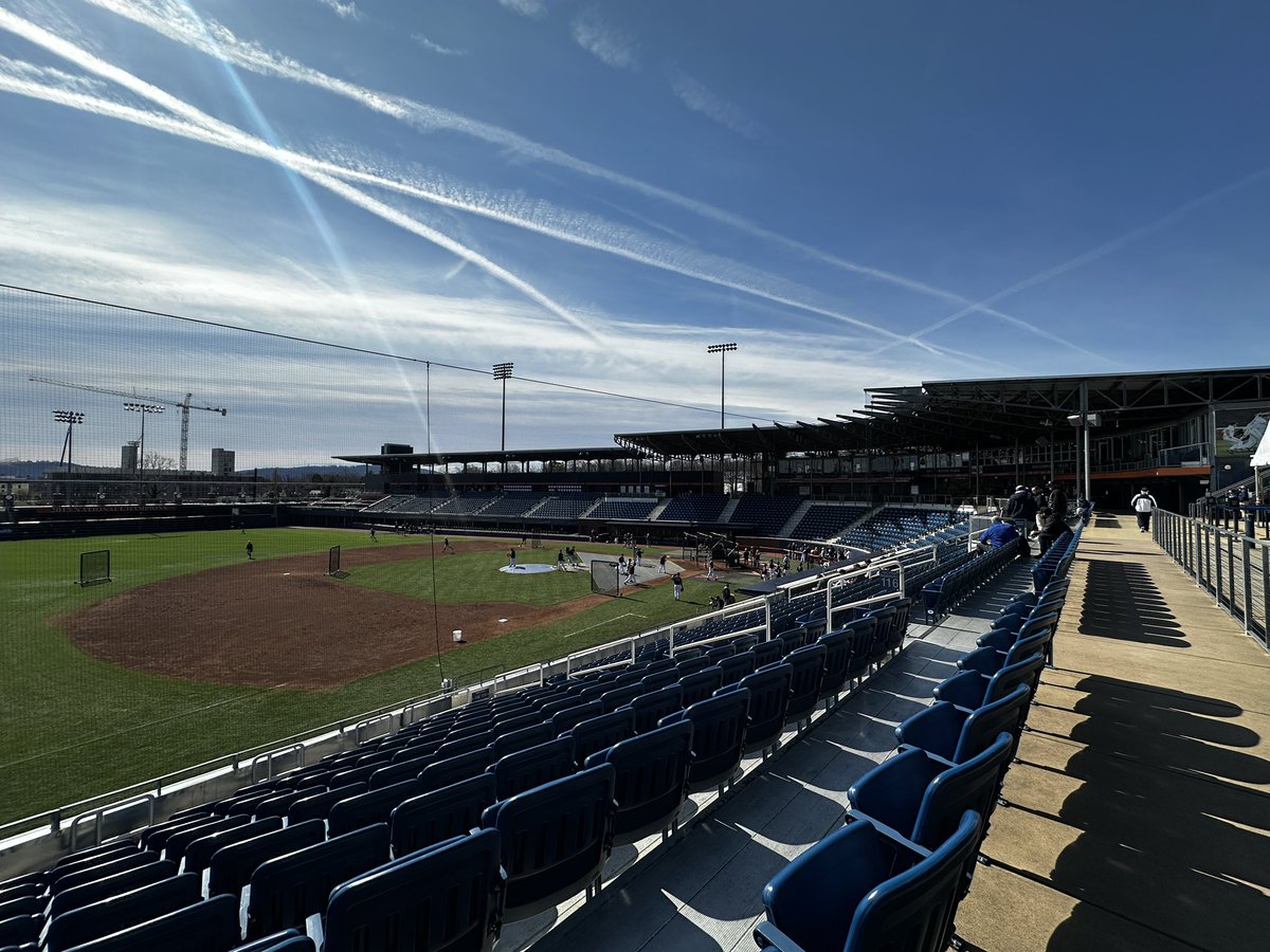 Eric Bach tweet media