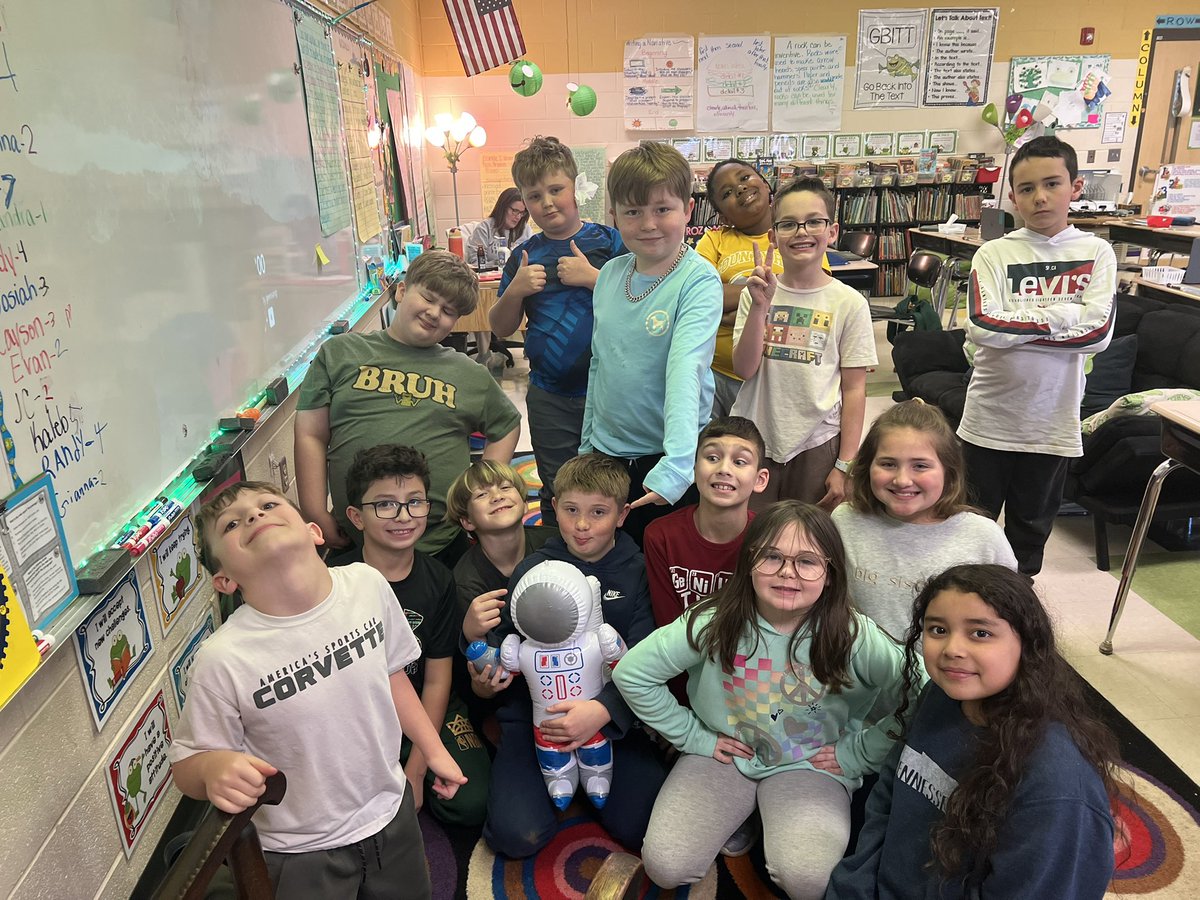 VetterFamily300 tweet media