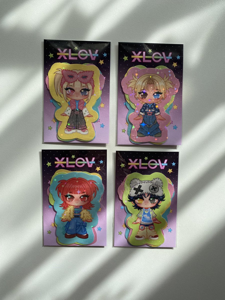 lovt_a's tweet photo. XLOV stickerpack💘

Набір наліпок з неповторними мемберами XLOV, натхненний образами пісні «Biii:-P»

- 60грн/1,5$;
(worldwide shipping)

Паперові стікери(4шт) розміром ~7см, ламінація  з голографічними зірочками;

#украрт #xlov #kpopukraine #мерч https://t.co/jGLRidWDvo