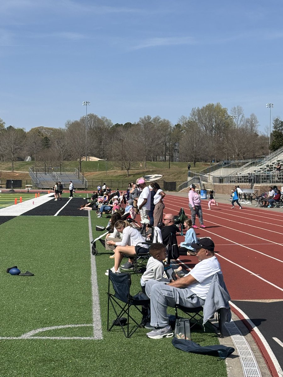 YorkRecruits's tweet photo. FCA Flag Football is rolling strong this morning at the Cougar Den!!  I want to thank the FCA for putting on this great event each Saturday through April.  Special thanks to @NoahNyegaard https://t.co/aIKQ578dCy
