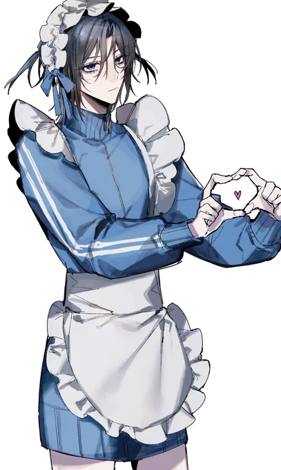 こちらは虚無の顔でハートつくるまくちほさん(メイドの姿)です