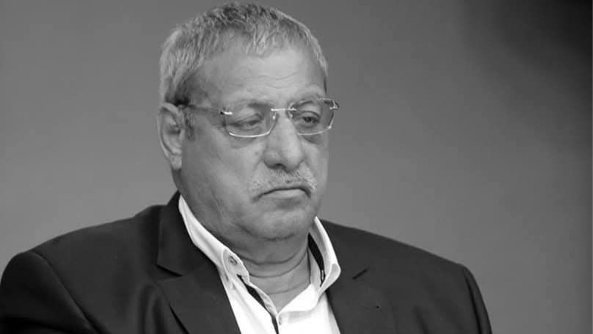 Şanlıurfa’mızın saygın kanaat önderlerinden Hadi Altun’un vefat haberini büyük bir üzüntüyle öğrenmiş bulunmaktayım. Gönüllerde müstesna bir iz bırakan merhuma Yüce Allah’tan rahmet diliyorum.

Başta değerli ailesi olmak üzere, yakınlarına, sevenlerine ve tüm Şanlıurfalı