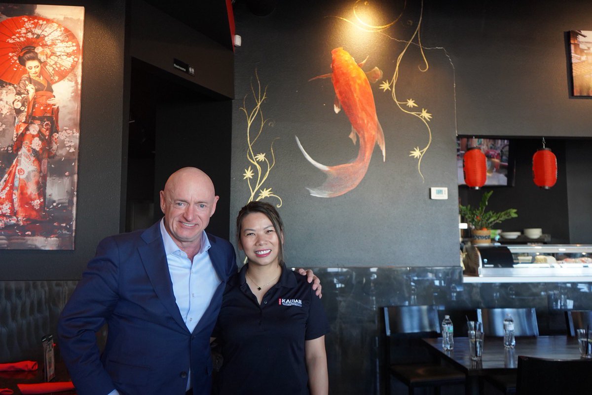 Senator Mark Kelly tweet media