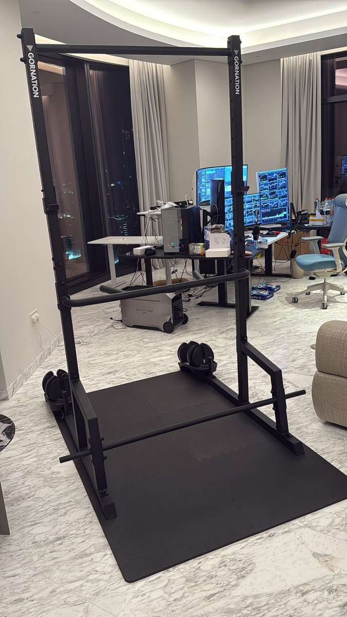 EternaLEnVy tweet media