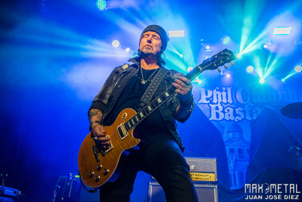 Max Metal tweet media