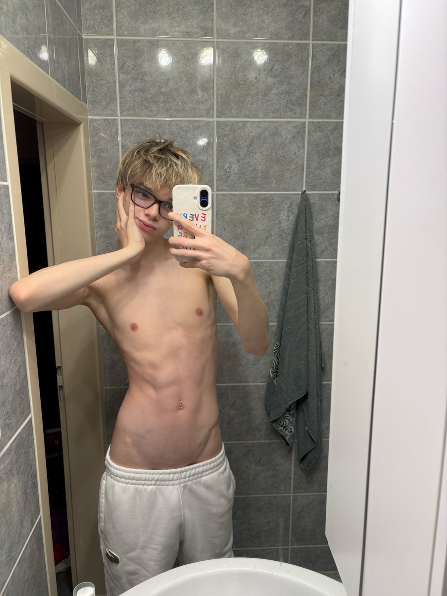 Adam 👦 tweet media