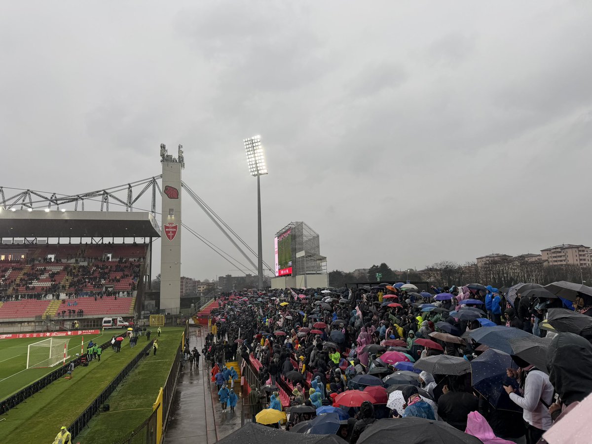 RobbieMTSi tweet media