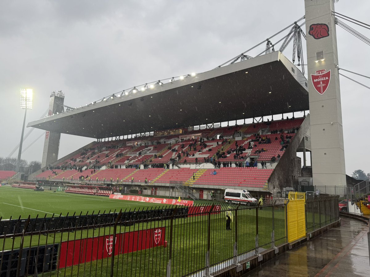 RobbieMTSi tweet media