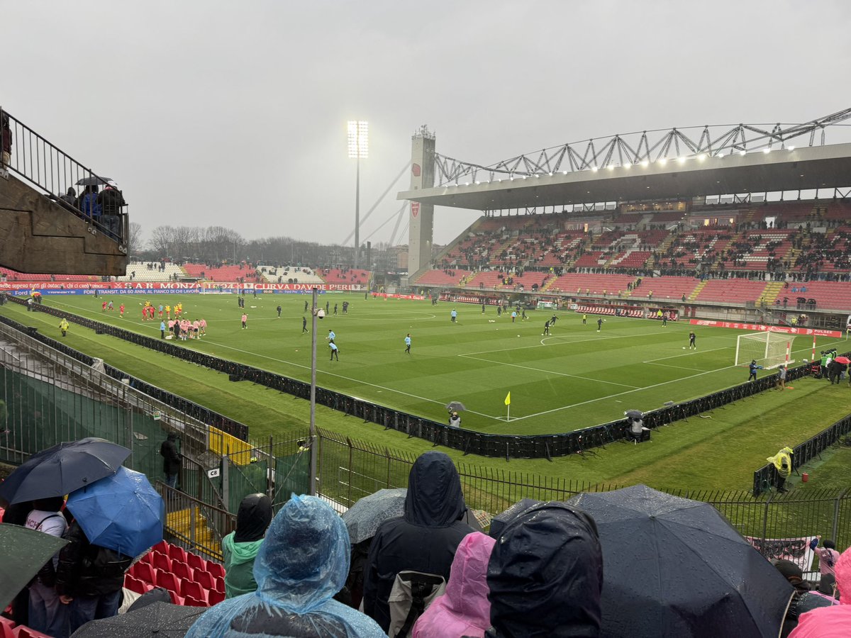 RobbieMTSi tweet media