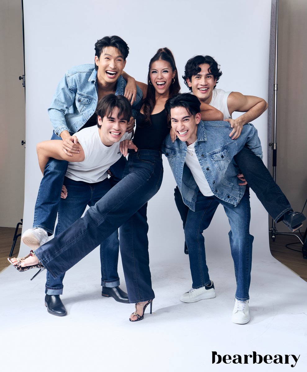 Group Shot ใน Master Class: Freedom to move [SOFT | RELAX | COMFORT] ✨🕊️

#TEAMPANDA
#TEAMMILE
#TEAMOFF
#Beabeary
#BeabearyxTheFaceMenThailand4
#TheFaceMenThailand4
#TheFaceMenThailand4_EP2