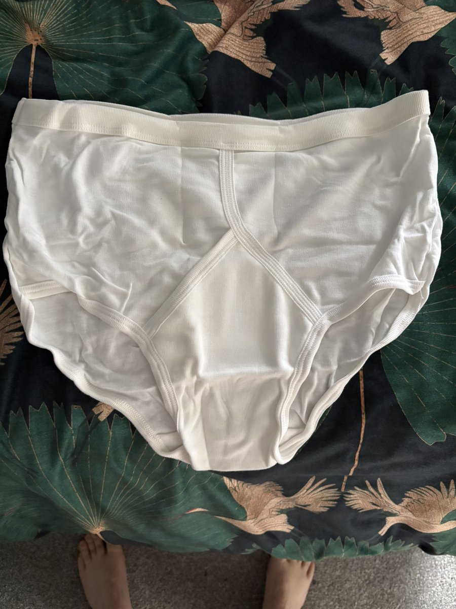 Slips_Briefs_YFronts tweet media