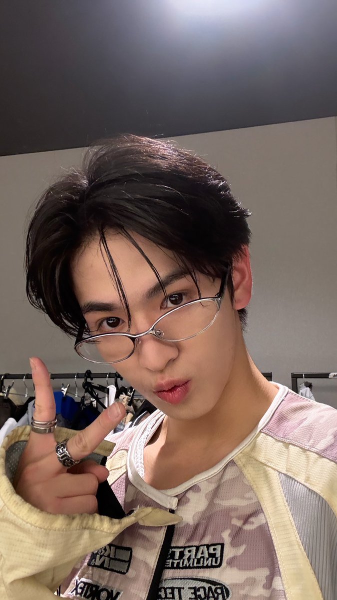 Jinwookkimjin's tweet photo. 今日は素晴らしい時間をありがとうございました。
DUNK SHOWCASEでKアリーナのステージに立てたこと、本当に光栄でした

#JINWOOKkim
#D_U_N_K_ https://t.co/WVhm1DWEJL