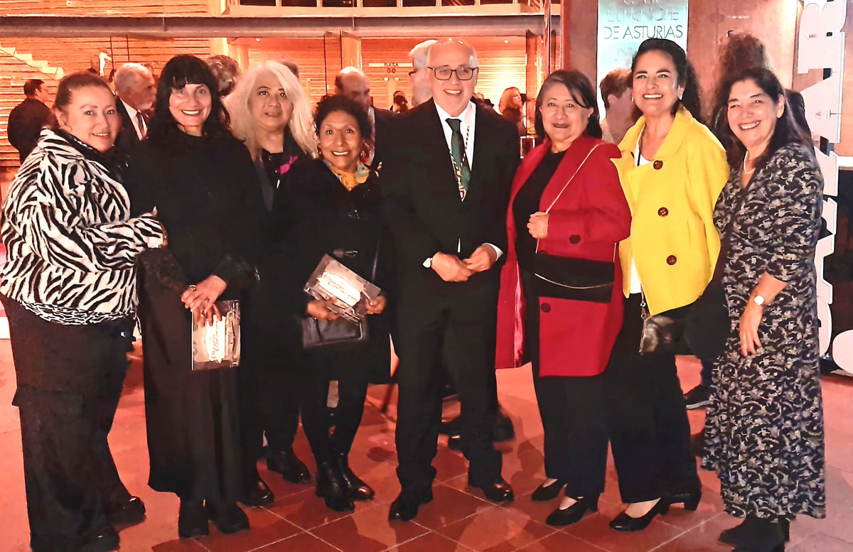 Asociación Mujeres Unidas del Mundo tweet media