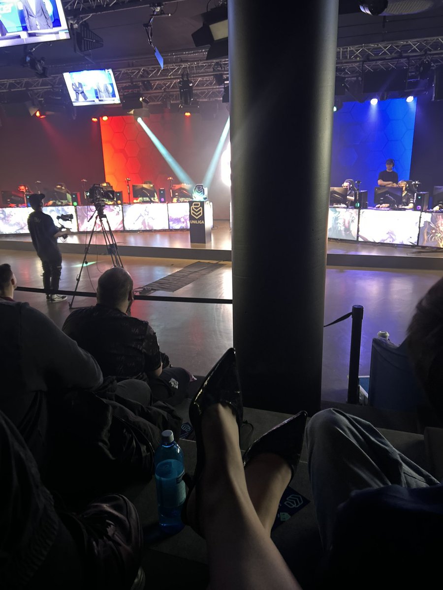 eklige 💖 tweet media