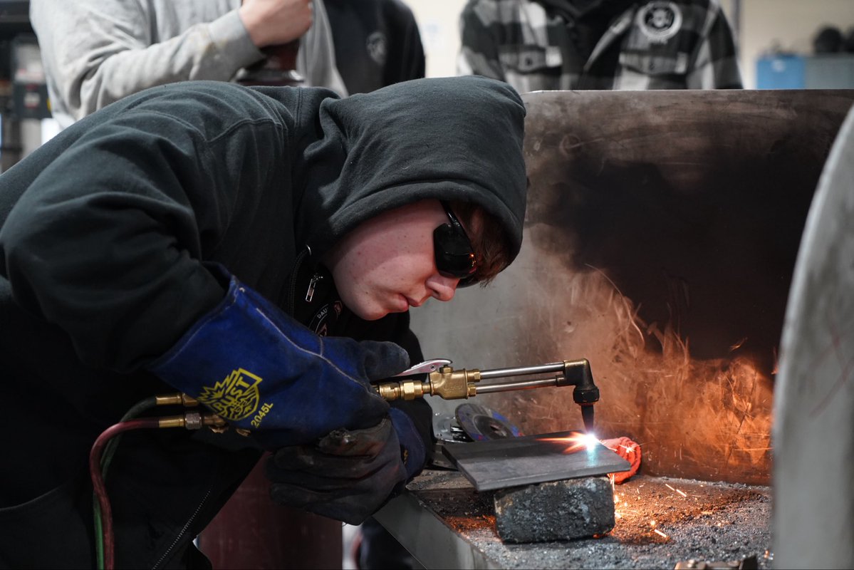 Kelly Loeffler tweet media