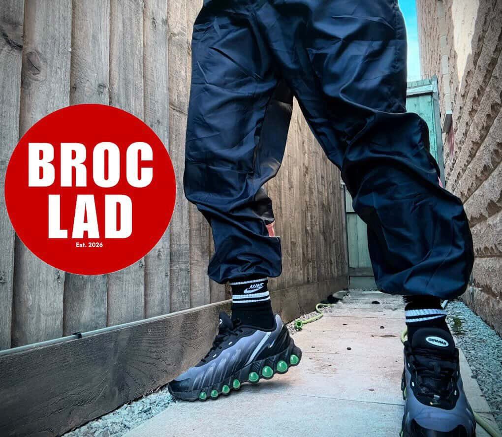 broclad_24's tweet photo. Ayo, special shoutout to NikeKituk on Instagram for the lovely reviews on the Broclad Shiny Nylon Pants! We appreciate the love! 📍🚀
#Broclad #ShinyNylonPants #nylonpants https://t.co/xRjySPkSDT