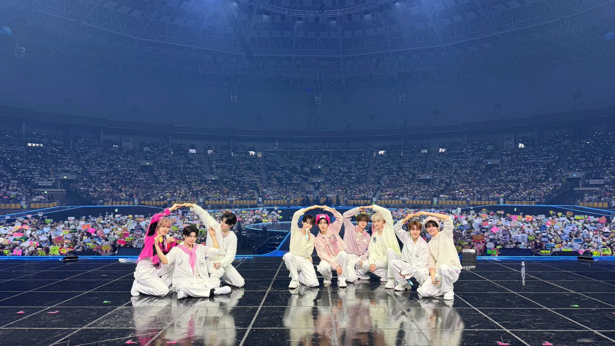 ofZB1's tweet photo. 2026 제로베이스원 World Tour
Here&amp;Now Encore: in Seoul / Day 2
—
시간을 되돌린다면
다시 선택한다면 제베원, Mar 14 https://t.co/7FupWUix0u