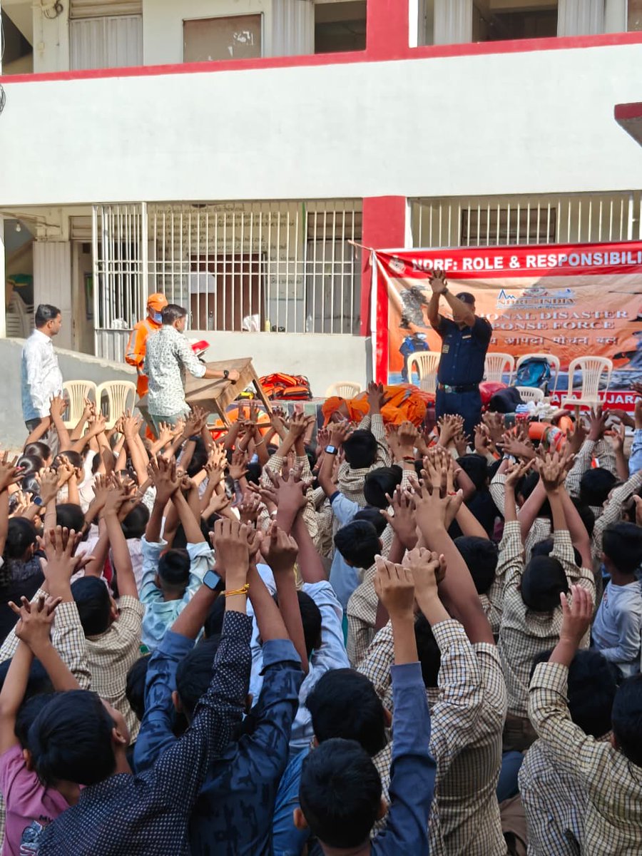 06 NDRF VADODARA tweet media