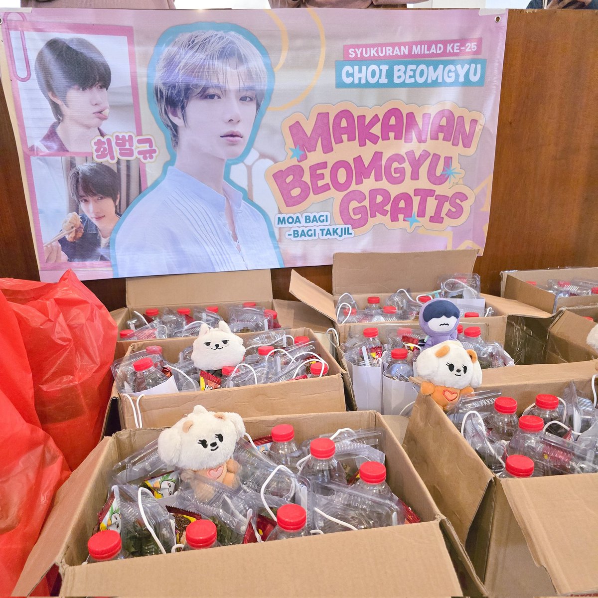 penguincentil's tweet photo. Alhamdulillah โจ๏ธ
Bagi-bagi #MBGyu hari ini sama MOA jabodetabek โค๏ธ
Happy birthday #Beomgyu! Semoga yang dapet hepinya kali ini gak cuma MOA ๐ฅฐ https://t.co/Se9DlI1IXT