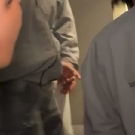 ฮมบ๊วย - slow tweet media