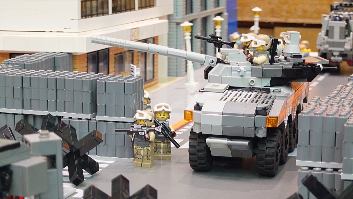 きむろん tweet media