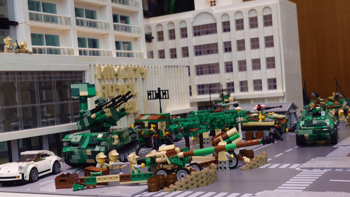 きむろん tweet media