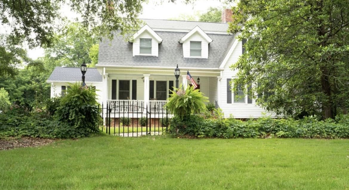 Modern Turf HQ tweet media