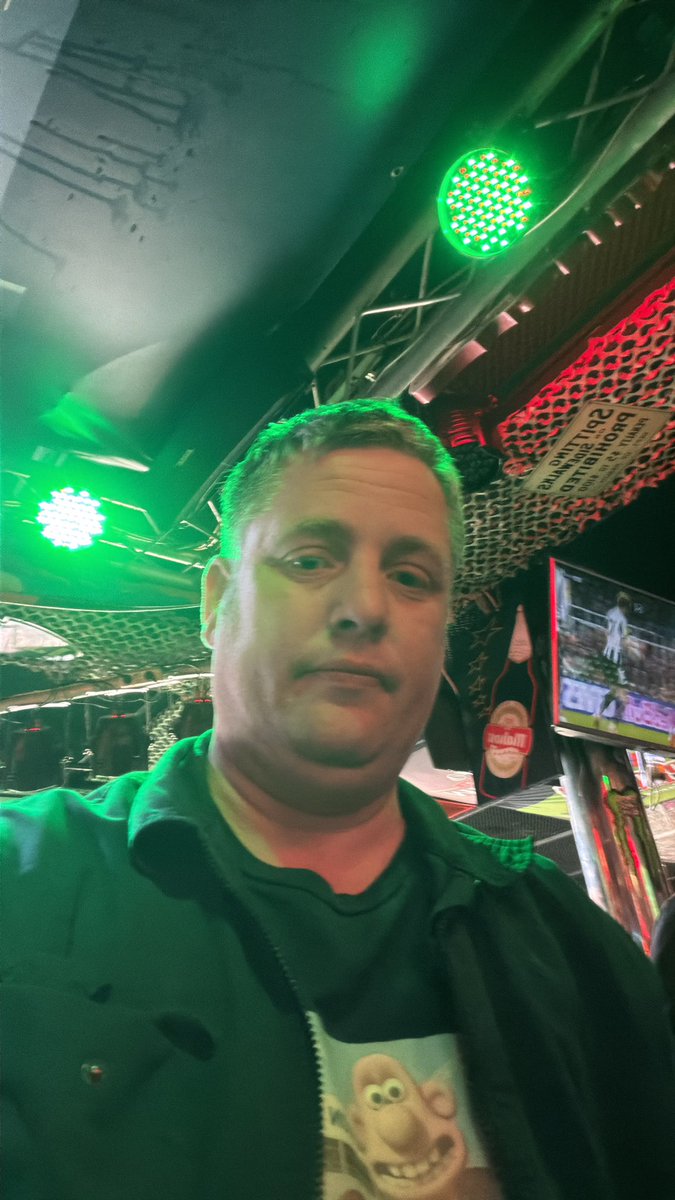 Stuart Bamber tweet media