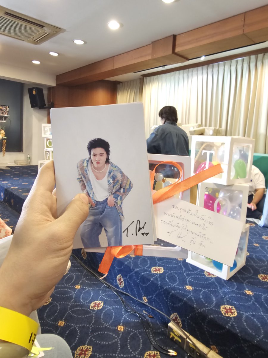 chpiyatas's tweet photo. เป็นงานวันเกิดที่สนุกมากกกก กิจกรรมเยอะแบบสุด (และศิลปินก็ดื้อสามขวบสุดๆ อย่าทิ้งไมค์ไว้กับท๊อปของจริง) ขอบคุณทีมงานที่จัดน้า อบอุ่นมากๆ เลย เติมเจ้าแก้มไปเต็มอิ่ม
#TOPPiYAWAT30thYOUNGJAEW✨
#tppiyawat
#Toppiyawat https://t.co/o9Q3hOTkfQ
