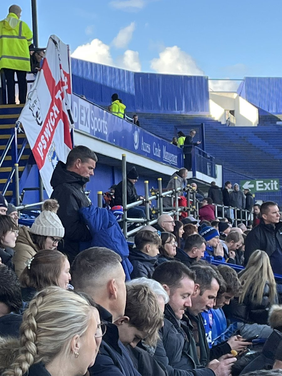 Lee Ando tweet media