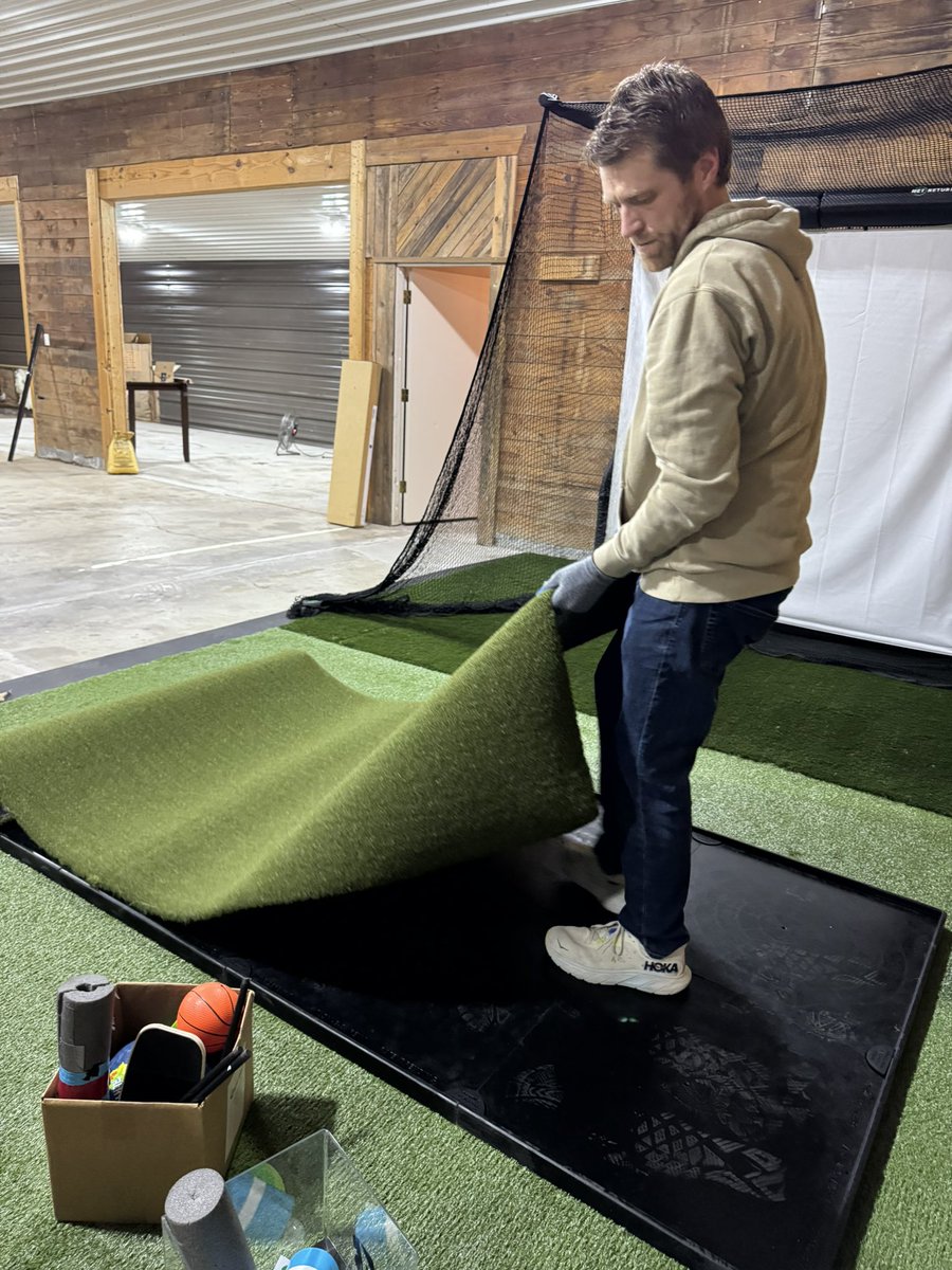 Dan Winters tweet media