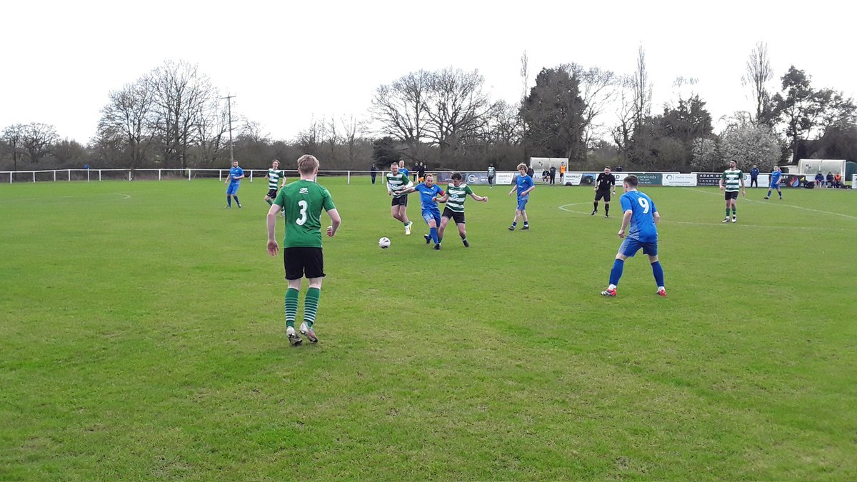 <a href="/OFCLBarnstonAFC/">OfficialBarnstonAFC</a> <a href="/CatholicUtdFC/">Catholic United FC</a> <a href="/eofl/">eofl</a> <a href="/NonLeagueCrowd/">Non League Crowds</a> <a href="/ped1980/">Peter Dudley</a> <a href="/NonLeagueHQ1/">NonLeagueHQ</a> <a href="/AshleyJHanson/">Ashley Hanson</a> FT: <a href="/OFCLBarnstonAFC/">OfficialBarnstonAFC</a> 4 - 1 <a href="/CatholicUtdFC/">Catholic United FC</a> | <a href="/eofl/">eofl</a> Prem | @nonLeagueCrowd <a href="/ped1980/">Peter Dudley</a> <a href="/NonLeagueHQ1/">NonLeagueHQ</a> <a href="/AshleyJHanson/">Ashley Hanson</a> | Gilbert, Dewar, Limber &amp; Sonnex with the goals in this big win for <a href="/M_Frew1981/">Matt Frew (Burgs)</a> 's side. Clark with reply for Utd who defensively looked vulnerable here.