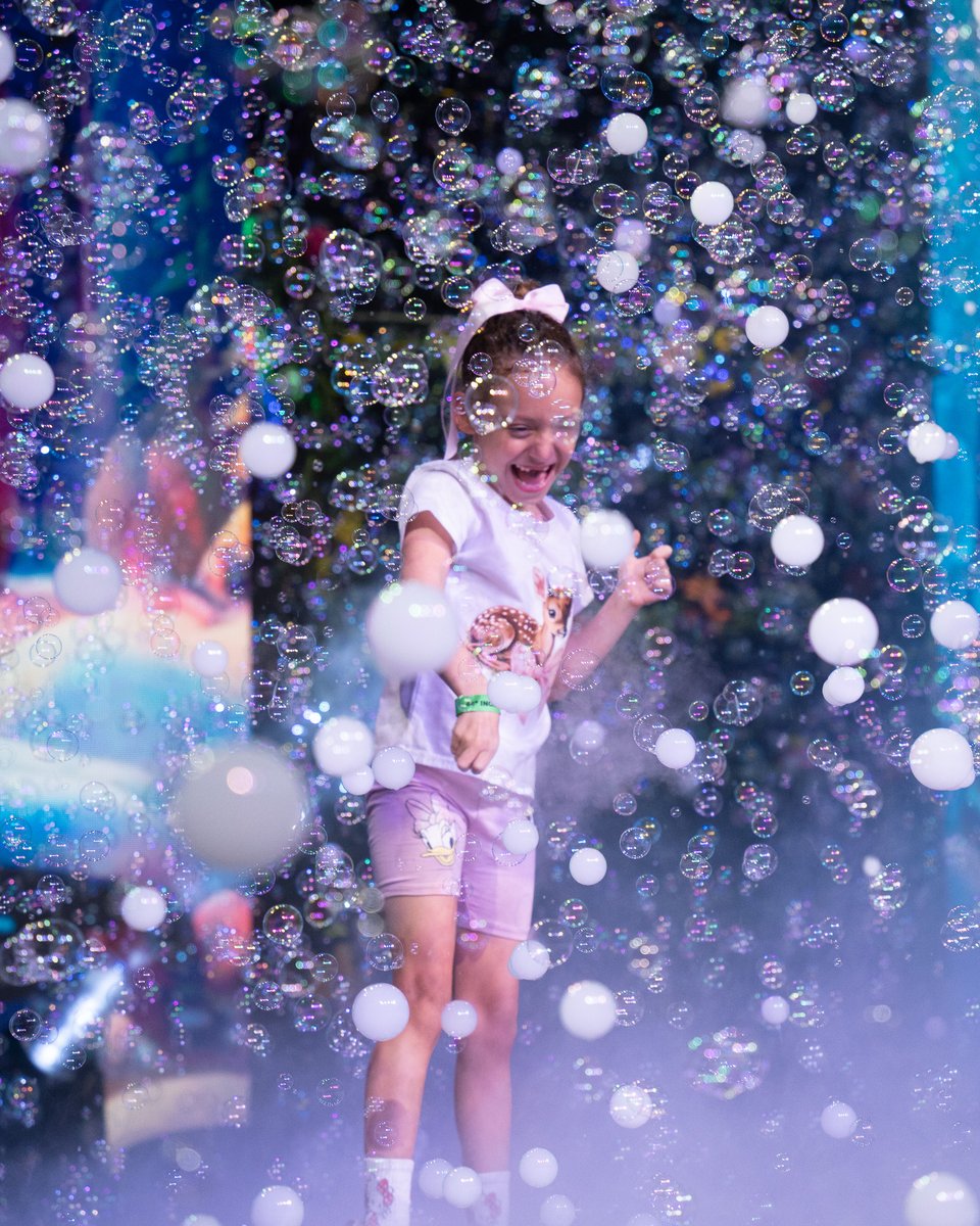 Six Flags Over Texas tweet media