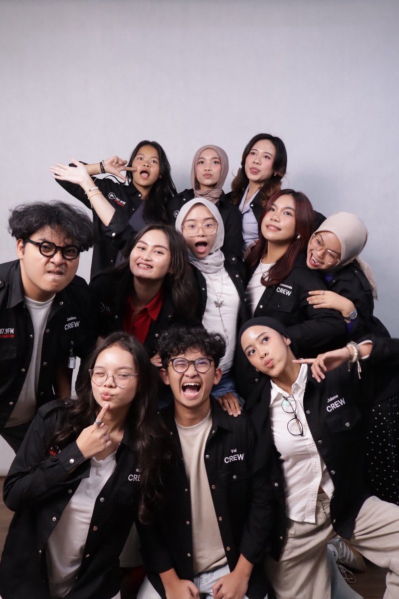 zahrain boleh kiki jg boleh tweet media