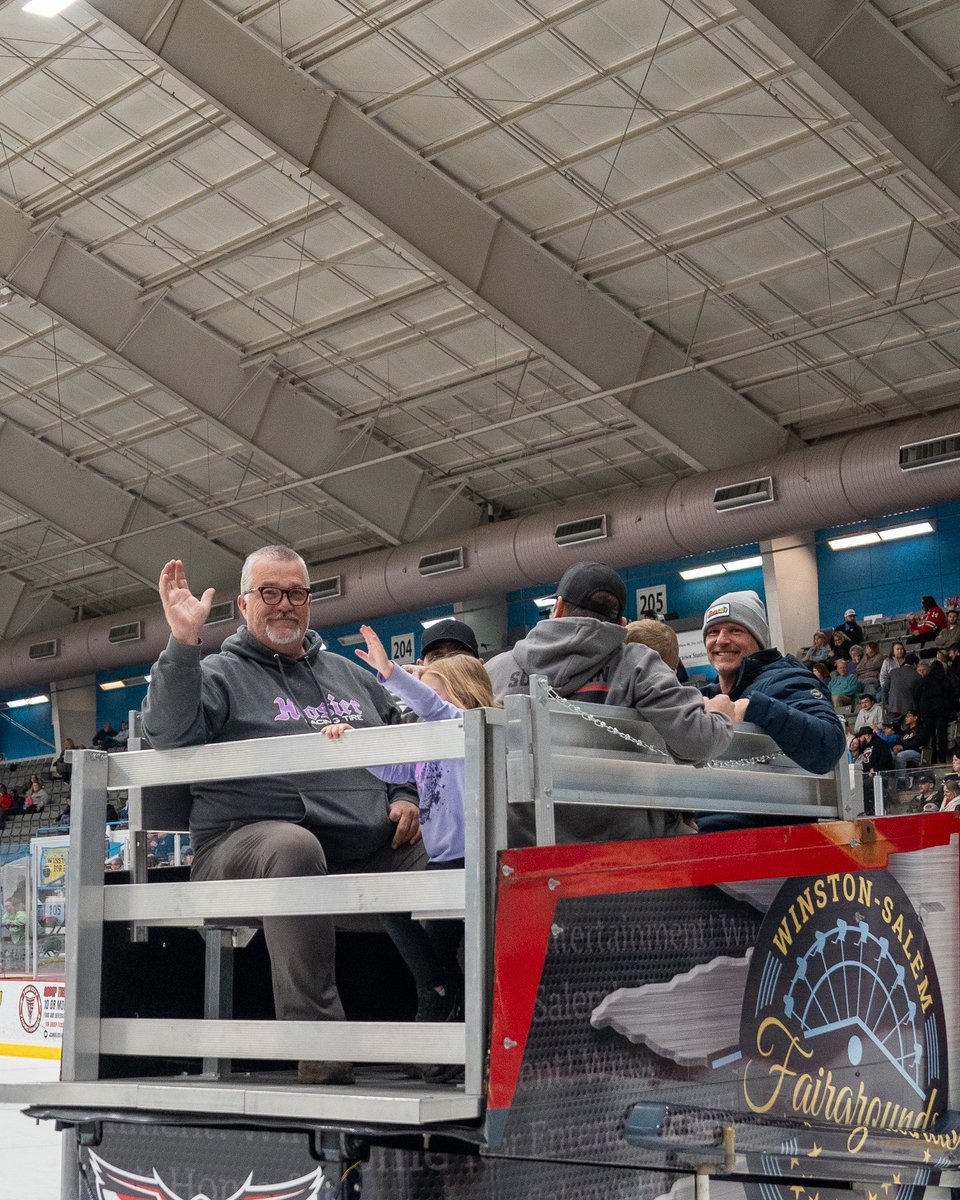 Bowman Gray Stadium tweet media
