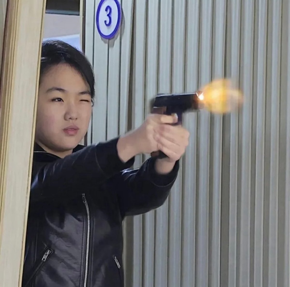 blackstar tweet media