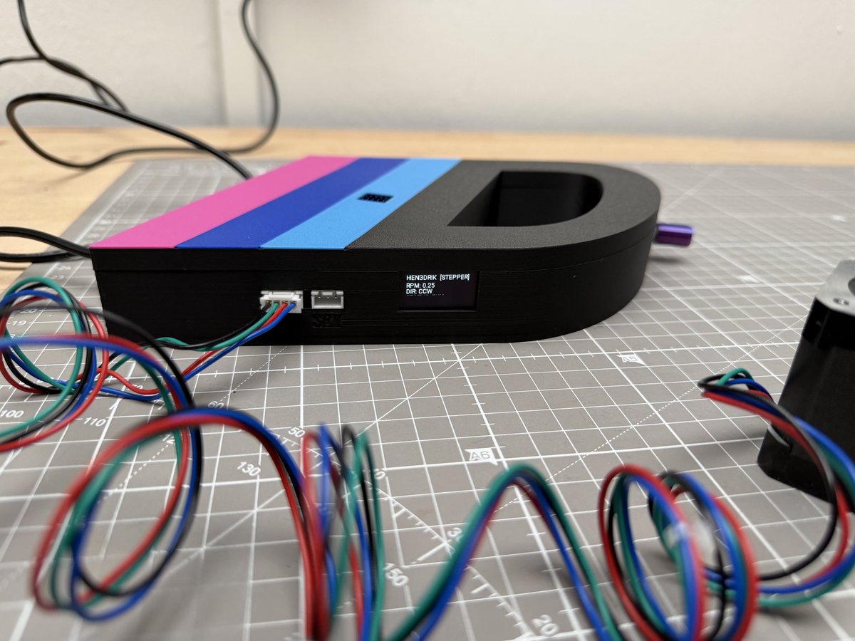 HEN3DRIK tweet media