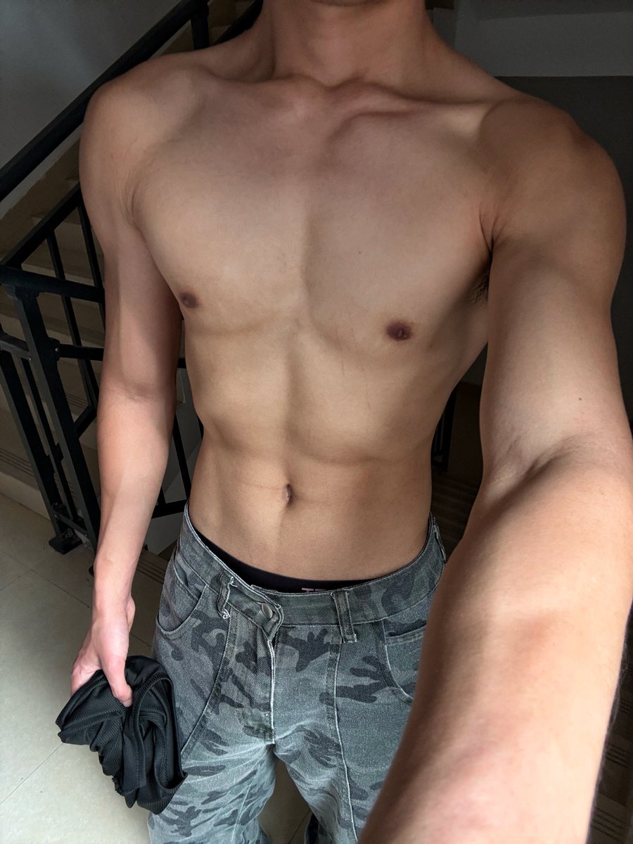 冷雨夜 tweet media