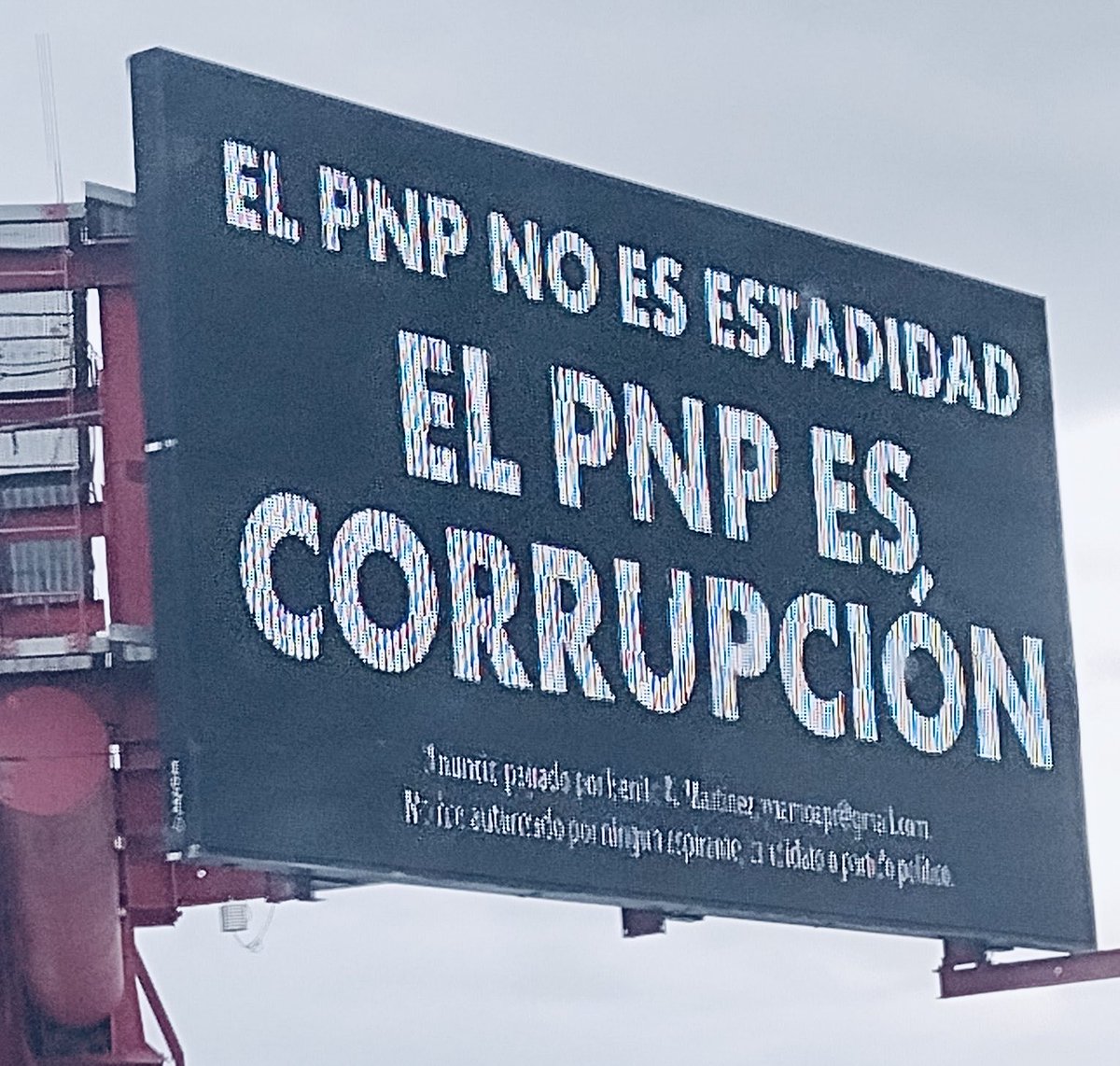 Ricardo_PUR's tweet photo. @Bonita_Radio @ElUrbanistaPR @DeptVivienda @Jenniffer Que fucking mierdero!!!! https://t.co/3ulRAlEIyM