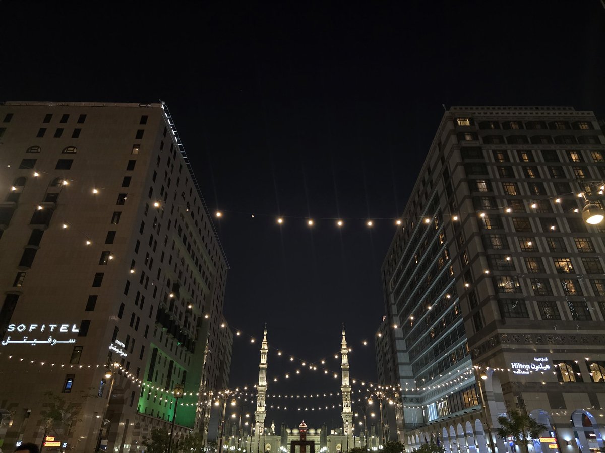sukkaryeater's tweet photo. NEW - The Ramadan lighting's are switched on https://t.co/WhqfHesSWo