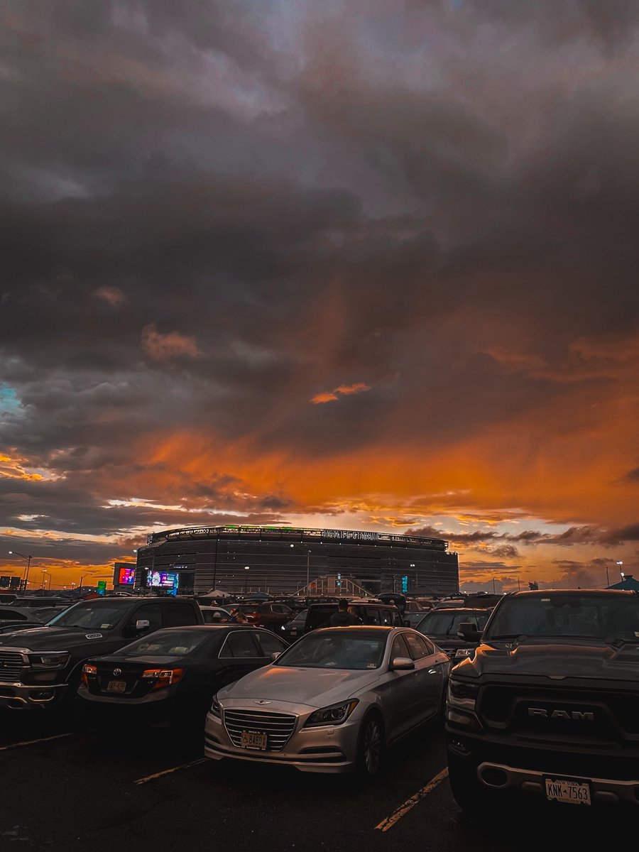 Tony McFly tweet media