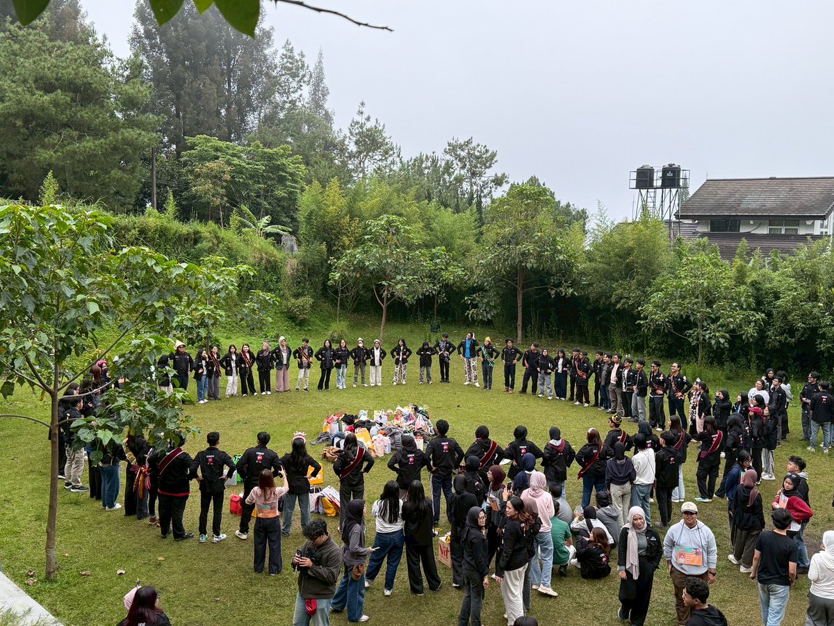 <a href="/itbfess_x/">ITBFess - kirim menfess di itbfess.wtf</a> I found "Rumah" disini. Kamu bakal ketemu orang orang hebat yang akan mendukung kamu dimanapun dan kapanpun itu. #MendingMasuk8EH karena kamu gaakan nyesal