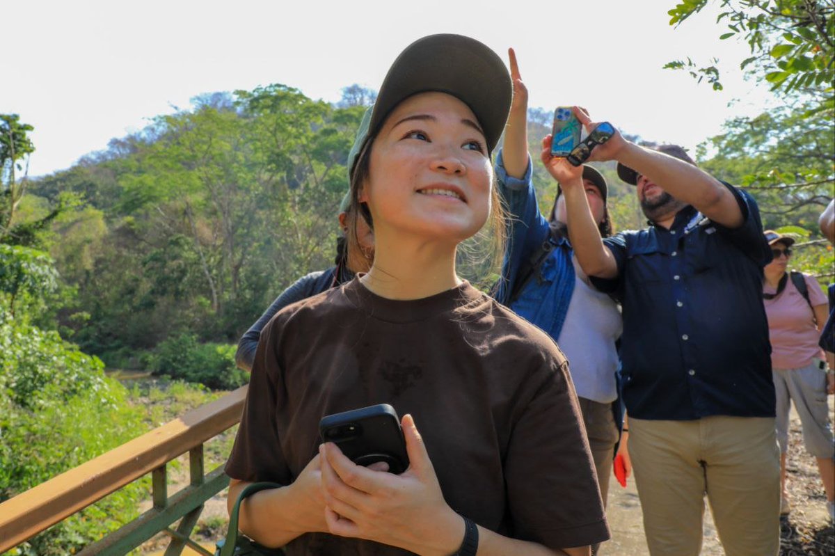 Diario El Salvador tweet media