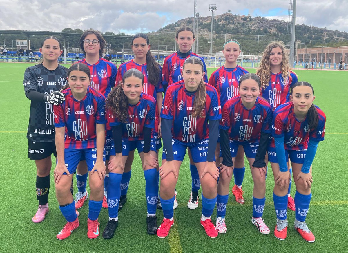 Yeclano_dptvo's tweet photo. 🏟 #YeclanoFemJuvCad 0️⃣-2️⃣
🦸🏻♀️📊 ¡Partido muy igualado de las guerreras de Fini 🆚️ #CDZeneta, pero no pudieron puntuar en @ffrm_es esta mañana en el Juan Palao! ⚽️🥅
#SomosYeclano 🏘 #SomosCantera
@GrupoSIMyecla 🙌 #GraciasAfición https://t.co/2S0VDzRefT