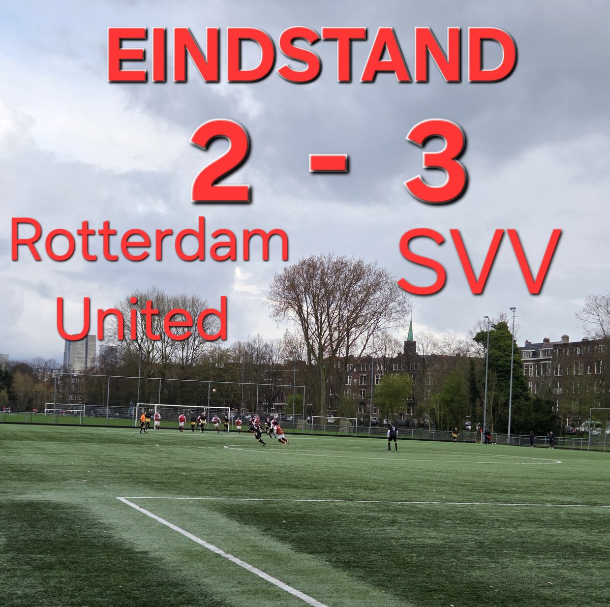 #eindstand. 
Rotterdam United  1  - SVV #schiedam 2 - 3 .
 In de laatste minuut de terecht 2-3  💪🏽🔴🟢⚪️⚽️