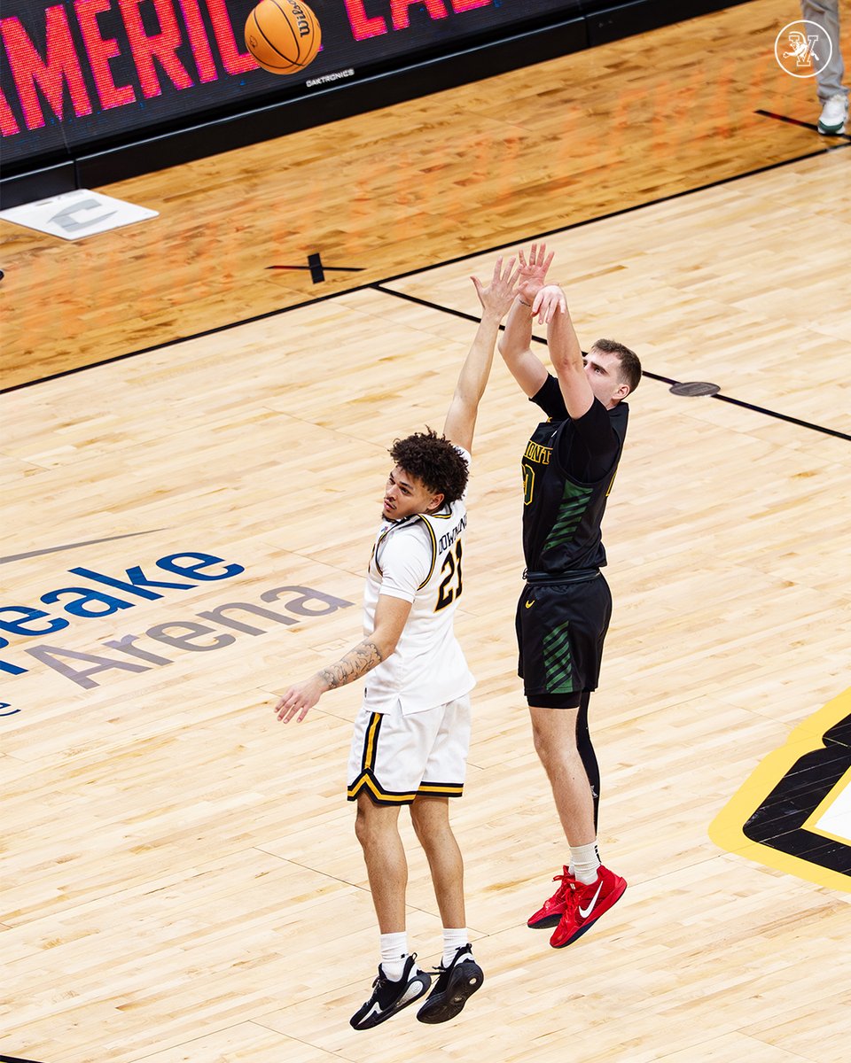 UVM Men's Basketball tweet media