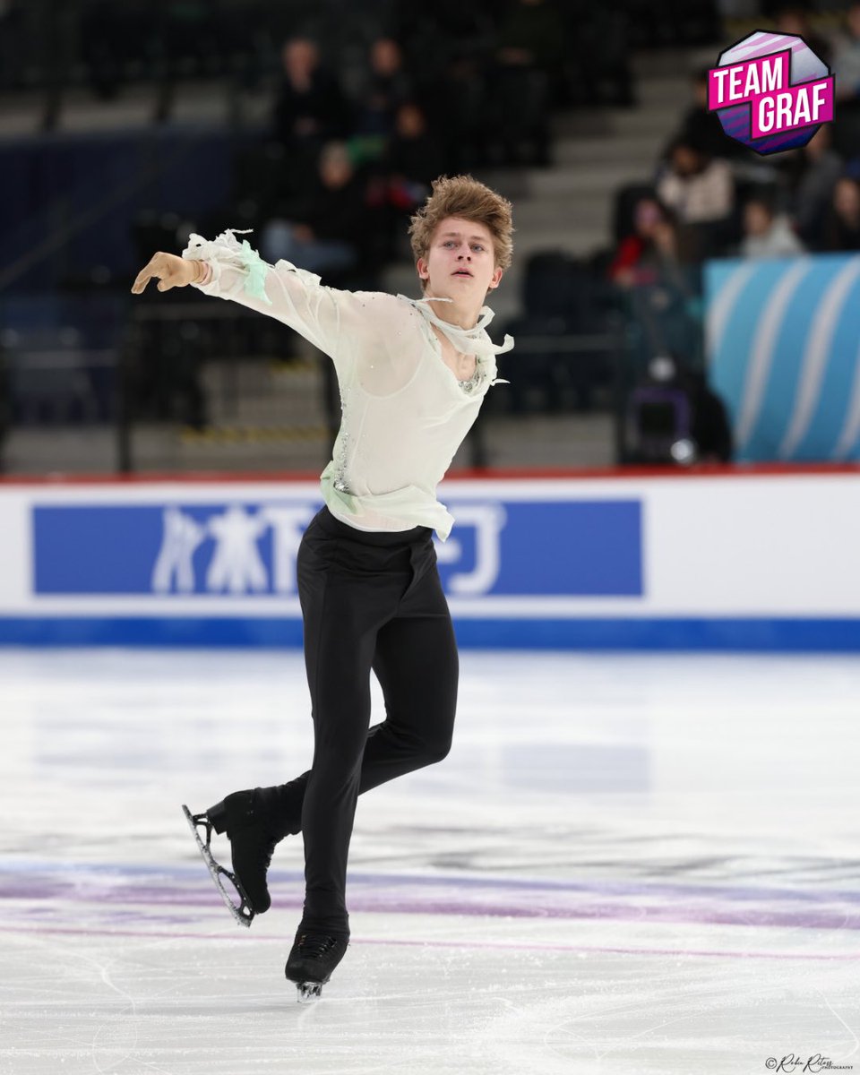 GRAF Figure Skates tweet media