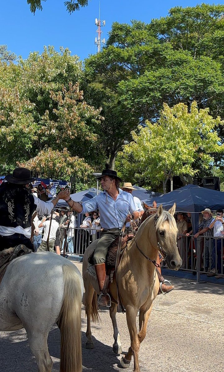 Eugenio Farías tweet media