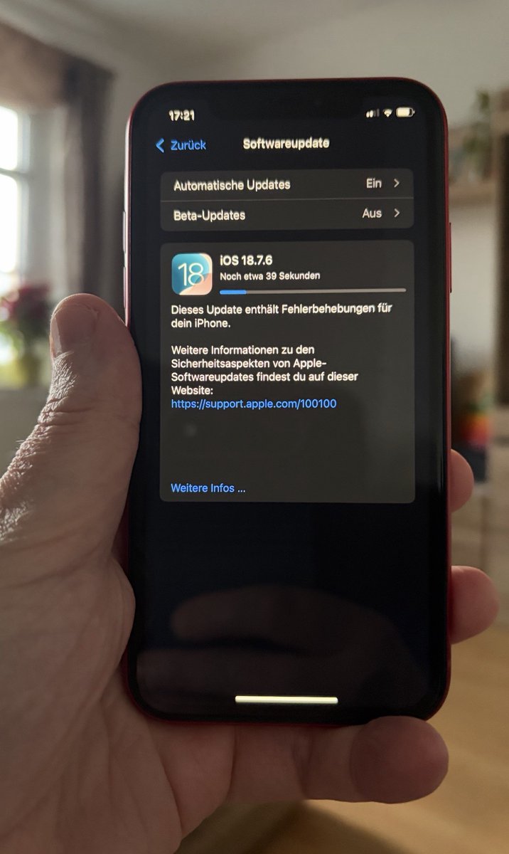 2edgesth's tweet image. #Apple #iPhoneXR Update 🤖